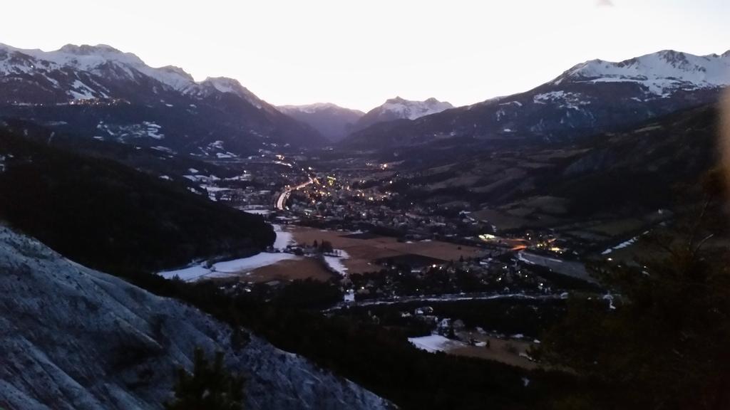 Studio Barcelonnette Ubaye, Provence Enchastrayes Eksteriør billede